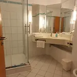 מלון Floersheimer Hof 3*