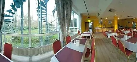 Floersheimer Hof Отель 3*