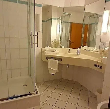 Отель Floersheimer Hof 3*
