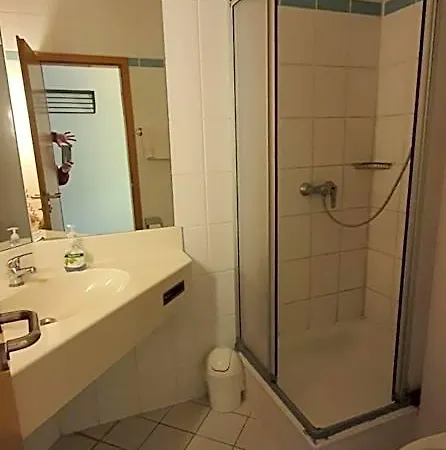 Floersheimer Hof Отель 3*