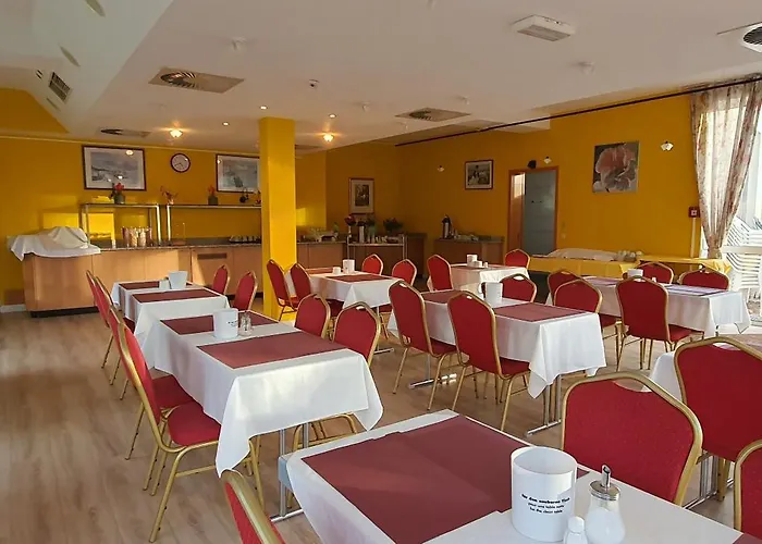 Hotel Floersheimer Hof 3*