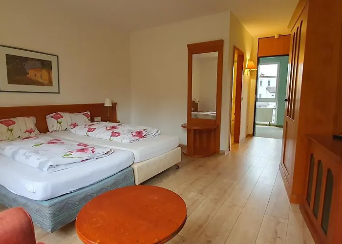 Floersheimer Hof Hotel 3*